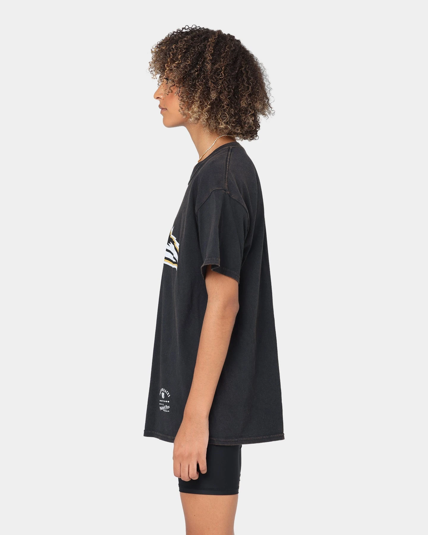 Mitchell & Ness Baltimore Ravens Oversized Logo Short Sleeve Vintage T-Shirt Vintage Black 8 Mitchell & Ness Baltimore Ravens Oversized Logo Short Sleeve Vintage T-Shirt Vintage Black - Image 6