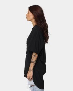 Dead Studios Daisy Chain T-Shirt Black 13 Dead Studios Daisy Chain T-Shirt Black -Culture Kings Shop 02035354 YB001 womens 0060