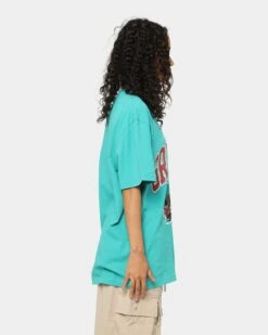 Mitchell & Ness Vancouver Grizzlies XL Arch Vintage T-Shirt Faded Teal -Culture Kings Shop 02035991 YF458 womens 0050