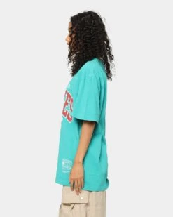 Mitchell & Ness Vancouver Grizzlies XL Arch Vintage T-Shirt Faded Teal -Culture Kings Shop 02035991 YF458 womens 0060