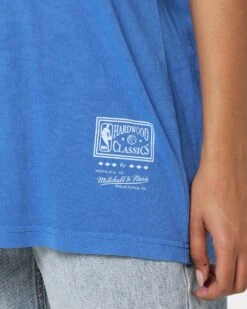 Mitchell & Ness New York Knicks Hoops Vintage T-Shirt Faded Blue -Culture Kings Shop 02036535 YF436 womens 0070