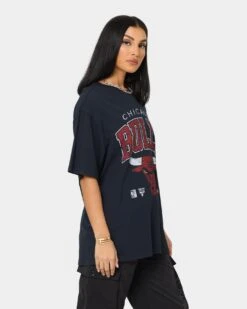 Mitchell & Ness Chicago Bulls XL Arch Vintage T-Shirt Faded Black -Culture Kings Shop 02036564 YB554 womens 0050
