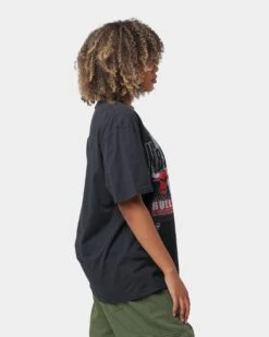Mitchell & Ness Chicago Bulls NBA Finals 1996 T-Shirt Black -Culture Kings Shop 02039347 YB001 womens 0050