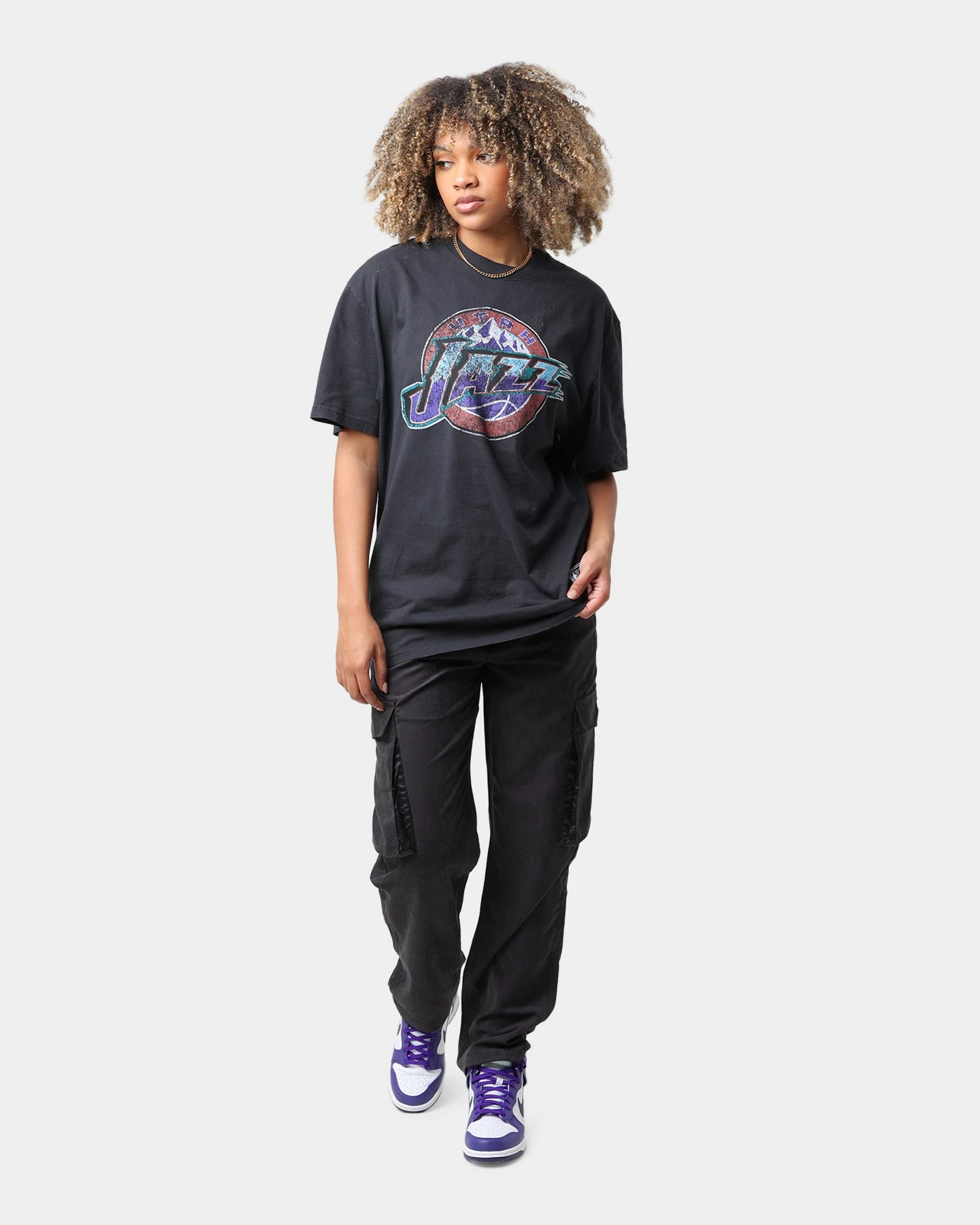 Mitchell & Ness Utah Jazz Oversized Logo Short Sleeve T-Shirt Vintage Black 4 Mitchell & Ness Utah Jazz Oversized Logo Short Sleeve T-Shirt Vintage Black - Image 2