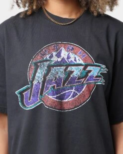 Mitchell & Ness Utah Jazz Oversized Logo Short Sleeve T-Shirt Vintage Black 10 Mitchell & Ness Utah Jazz Oversized Logo Short Sleeve T-Shirt Vintage Black -Culture Kings Shop 02039349 YV009 womens 0030