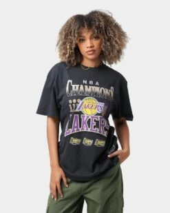 Mitchell & Ness Los Angeles Lakers Champs Short Sleeve T-Shirt Black