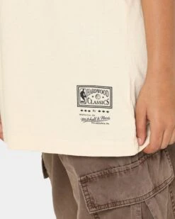 Mitchell & Ness Vancouver Grizzlies XL Arch Vintage T-Shirt Sand -Culture Kings Shop 02039549 YS214 womens 0070