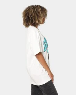 Mitchell & Ness Vancouver Grizzlies XL Arch Vintage T-Shirt Vintage White 13 Mitchell & Ness Vancouver Grizzlies XL Arch Vintage T-Shirt Vintage White -Culture Kings Shop 02039549 YV003 womens 0050