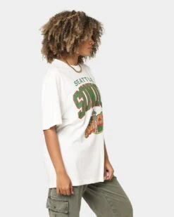 Mitchell & Ness Seattle Supersonics XL Arch Vintage T-Shirt Vintage White -Culture Kings Shop 02039551 YV003 womens 0050