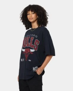 Mitchell & Ness Women's Chicago Bulls XL Arch Vintage T-Shirt Faded Black -Culture Kings Shop 02040028 YB554 womens 0060