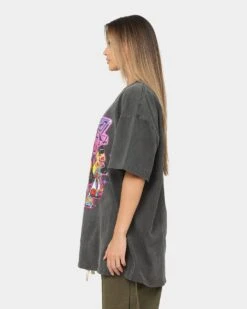 American Thrift X Bratz Bratz Logo Group Heavyweight Vintage T-Shirt Black Wash -Culture Kings Shop 02041496 YB295 womens 0060