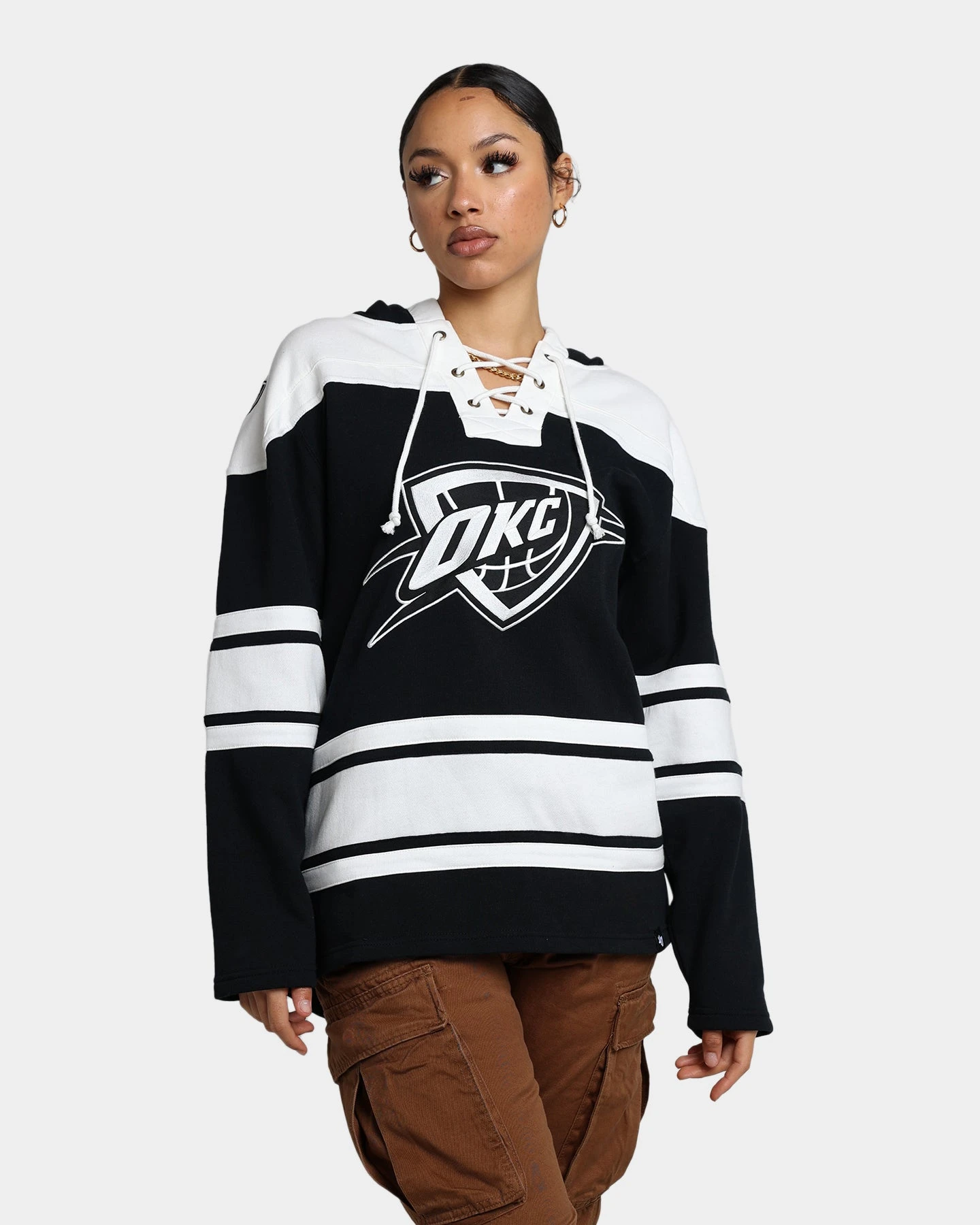 '47 BRAND 47 Brand Oklahoma City Thunder Superior Lacer Hoodie Jet Black 3 '47 BRAND 47 Brand Oklahoma City Thunder Superior Lacer Hoodie Jet Black