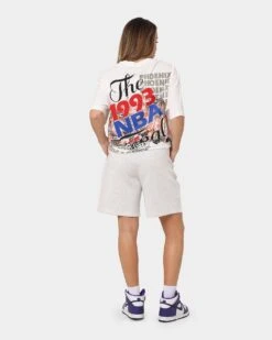 Mitchell & Ness Phoenix Suns VS Chicago Bulls 1993 Finals Vintage T-Shirt Vintage White -Culture Kings Shop 02042096 YV003 womens 080