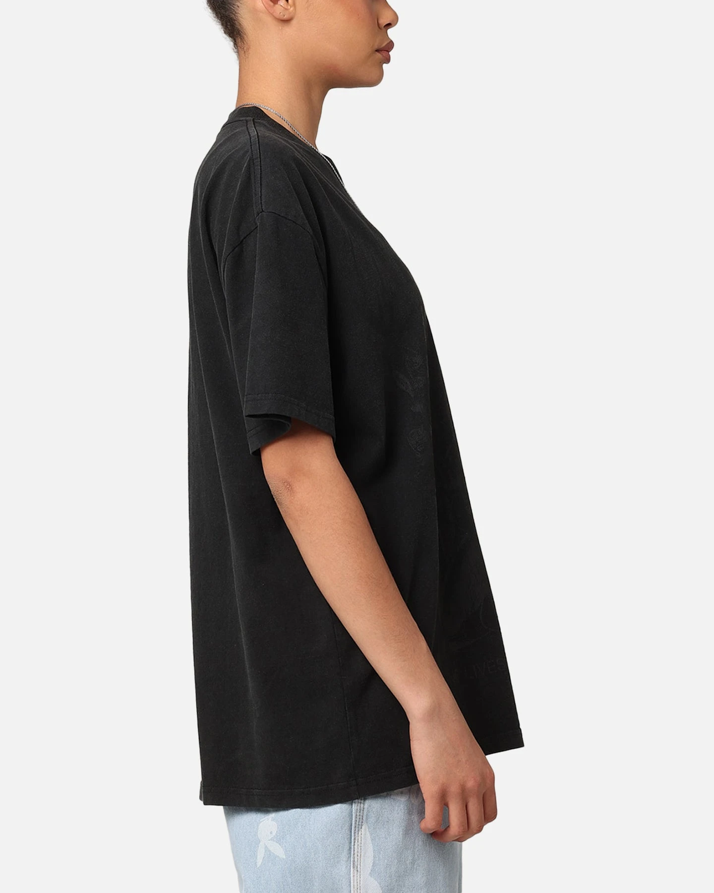 Goat Crew X DC Batman Catwoman Squad Heavy T-Shirt Vintage Black 6 Goat Crew X DC Batman Catwoman Squad Heavy T-Shirt Vintage Black - Image 4