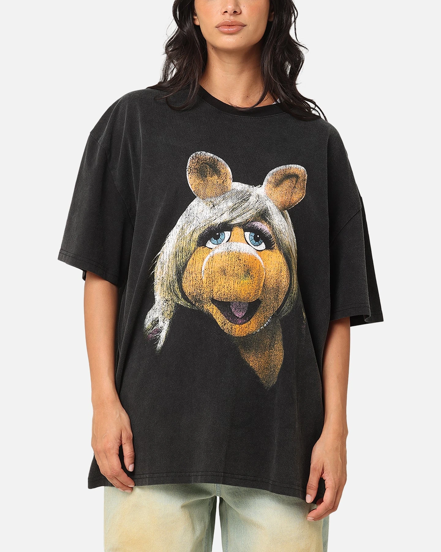 American Thrift Disney The Muppets Miss Piggy Heavy T-Shirt Vintage Black 3 American Thrift Disney The Muppets Miss Piggy Heavy T-Shirt Vintage Black