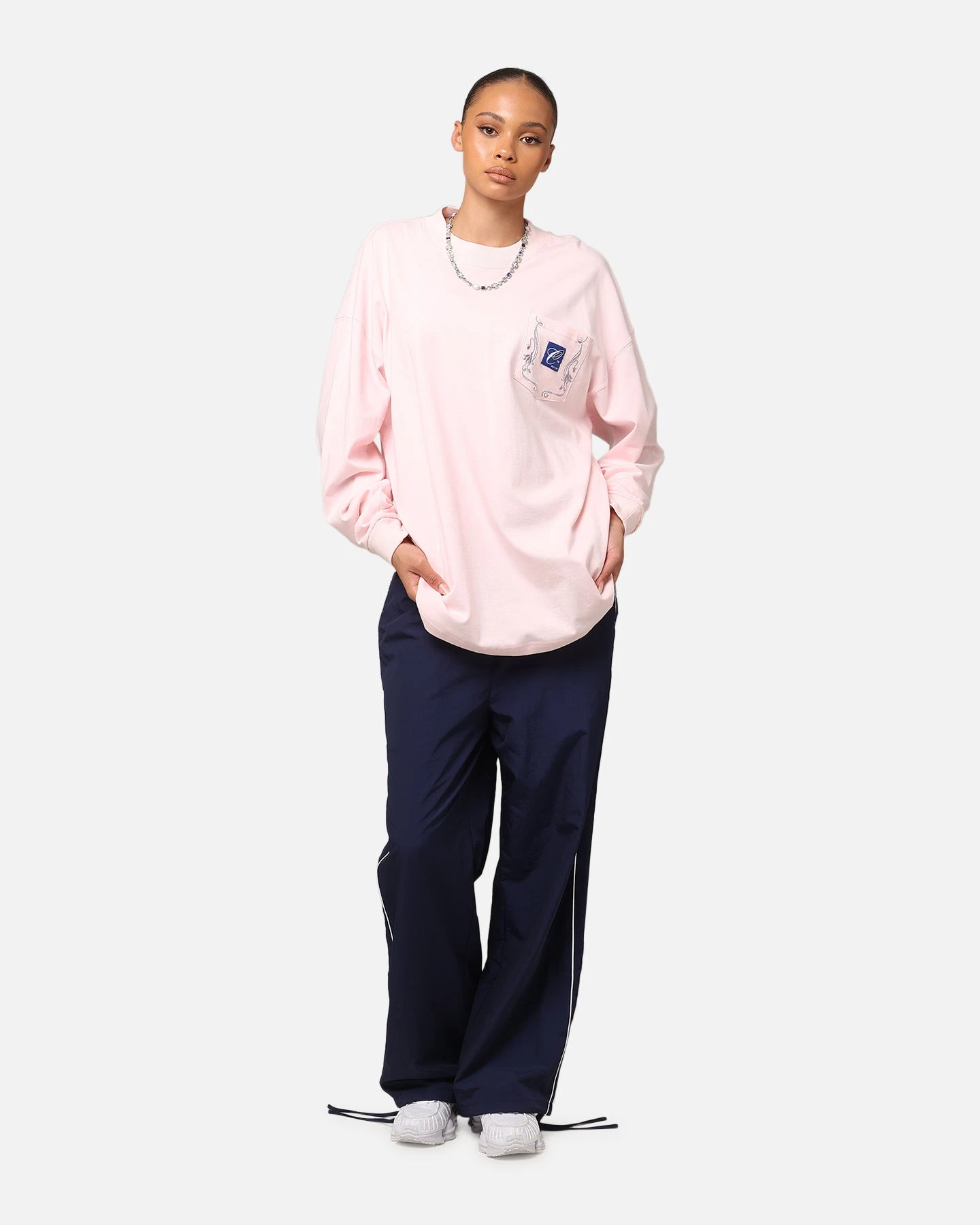 Carre Floral Pocket Oversized Long Sleeve T-Shirt Pink 4 Carre Floral Pocket Oversized Long Sleeve T-Shirt Pink - Image 2