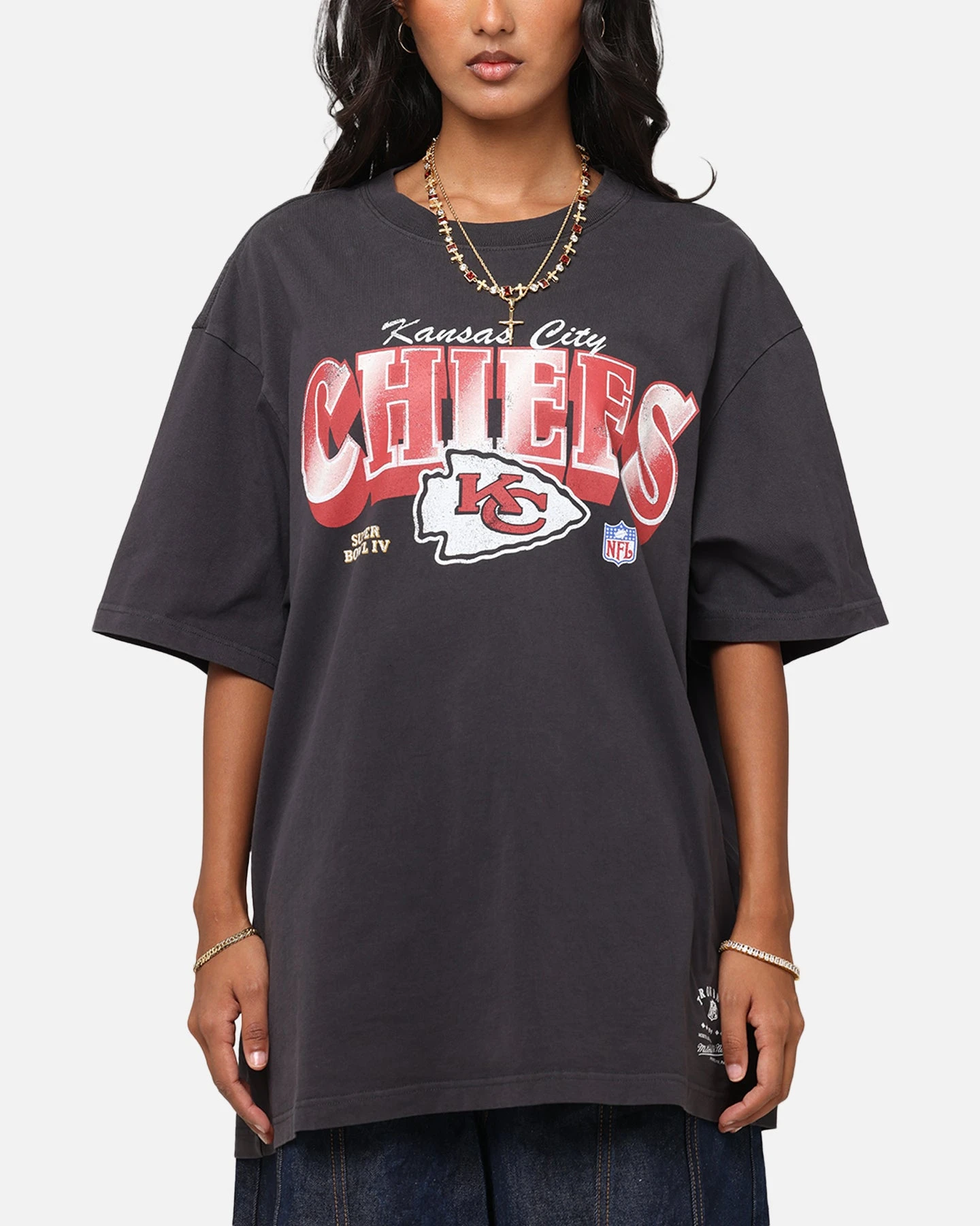 Mitchell & Ness Kansas City Chiefs Arch T-Shirt Faded Black 3 Mitchell & Ness Kansas City Chiefs Arch T-Shirt Faded Black