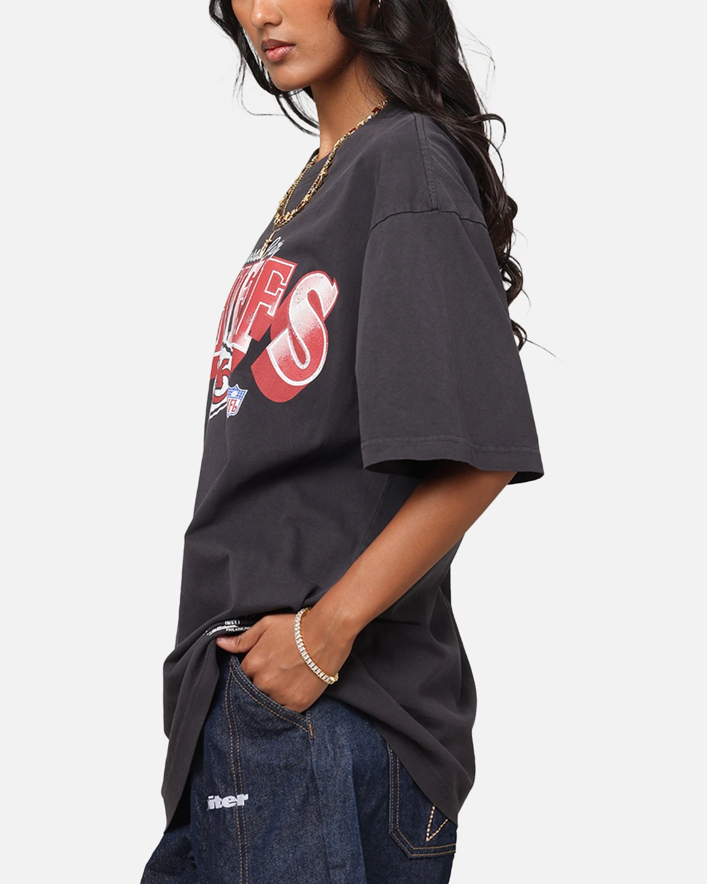 Mitchell & Ness Kansas City Chiefs Arch T-Shirt Faded Black 7 Mitchell & Ness Kansas City Chiefs Arch T-Shirt Faded Black - Image 5