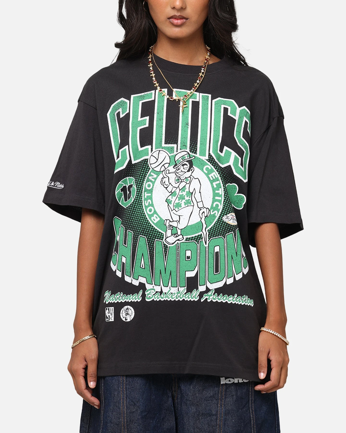 Mitchell & Ness Boston Celtics Champions 'Luck Of The Irish' T-Shirt Faded Black 3 Mitchell & Ness Boston Celtics Champions 'Luck Of The Irish' T-Shirt Faded Black
