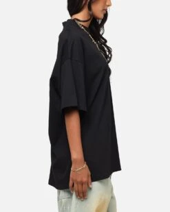 Carre Romance T-Shirt Black 13 Carre Romance T-Shirt Black -Culture Kings Shop 02052099 YB001 womens 00050