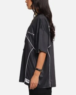 Carre Trainer T-Shirt Black 15 Carre Trainer T-Shirt Black -Culture Kings Shop 02053804 YB001 womens 0060