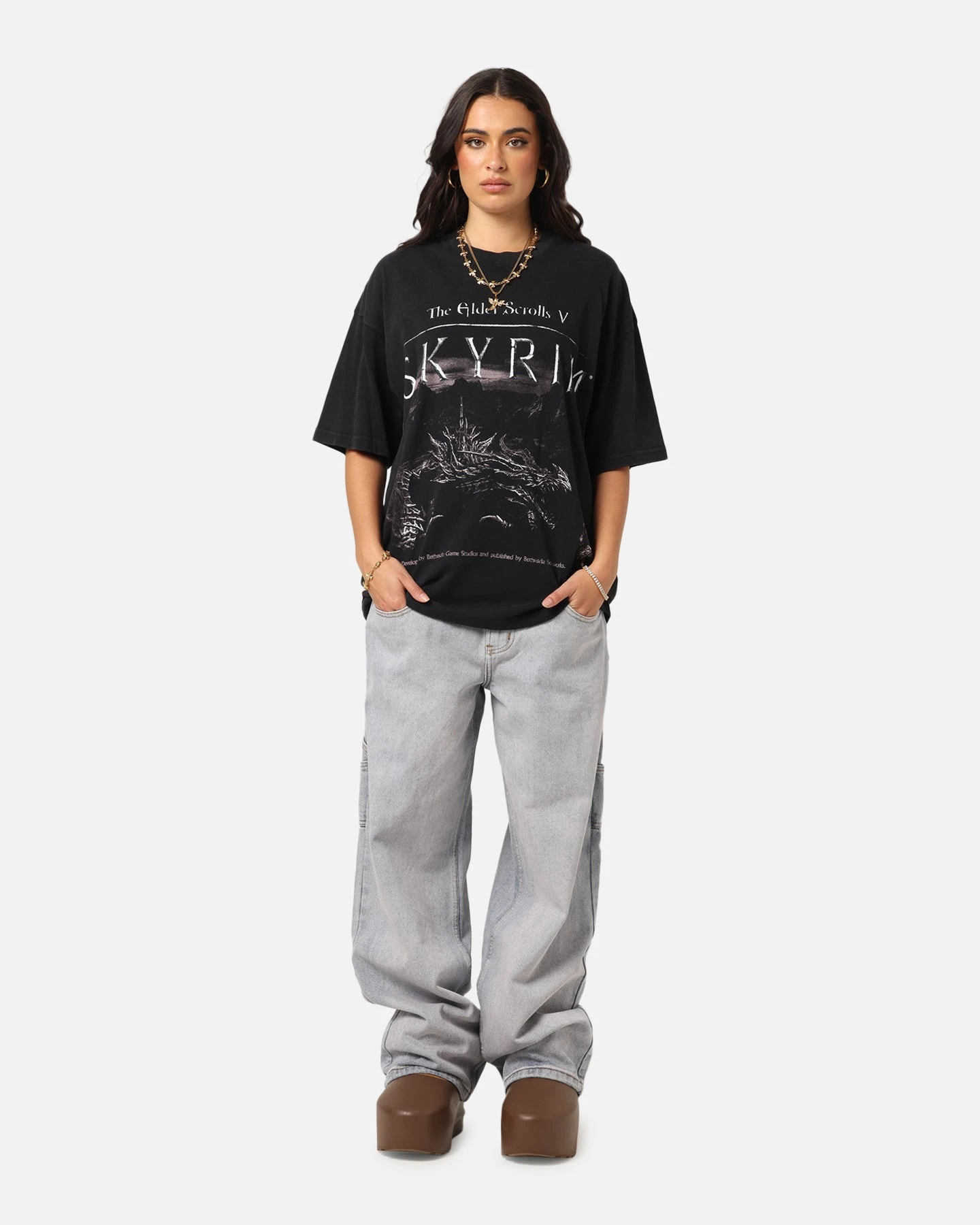 73 Studio X The Elder Scrolls V: Skyrim Aludin Vintage T-Shirt Black Acidwash 5 73 Studio X The Elder Scrolls V: Skyrim Aludin Vintage T-Shirt Black Acidwash - Image 3