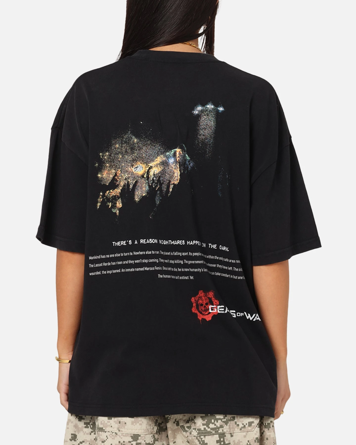 73 Studio X Gears Of War '06 Mad World Vintage T-Shirt Black Acidwash 4 73 Studio X Gears Of War '06 Mad World Vintage T-Shirt Black Acidwash - Image 2